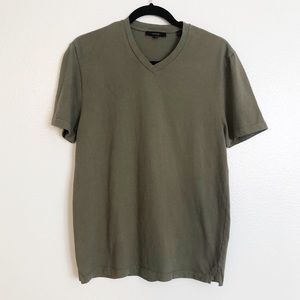 NWOT Vince. Olive Green V-Neck T-Shirt 100% Cotton